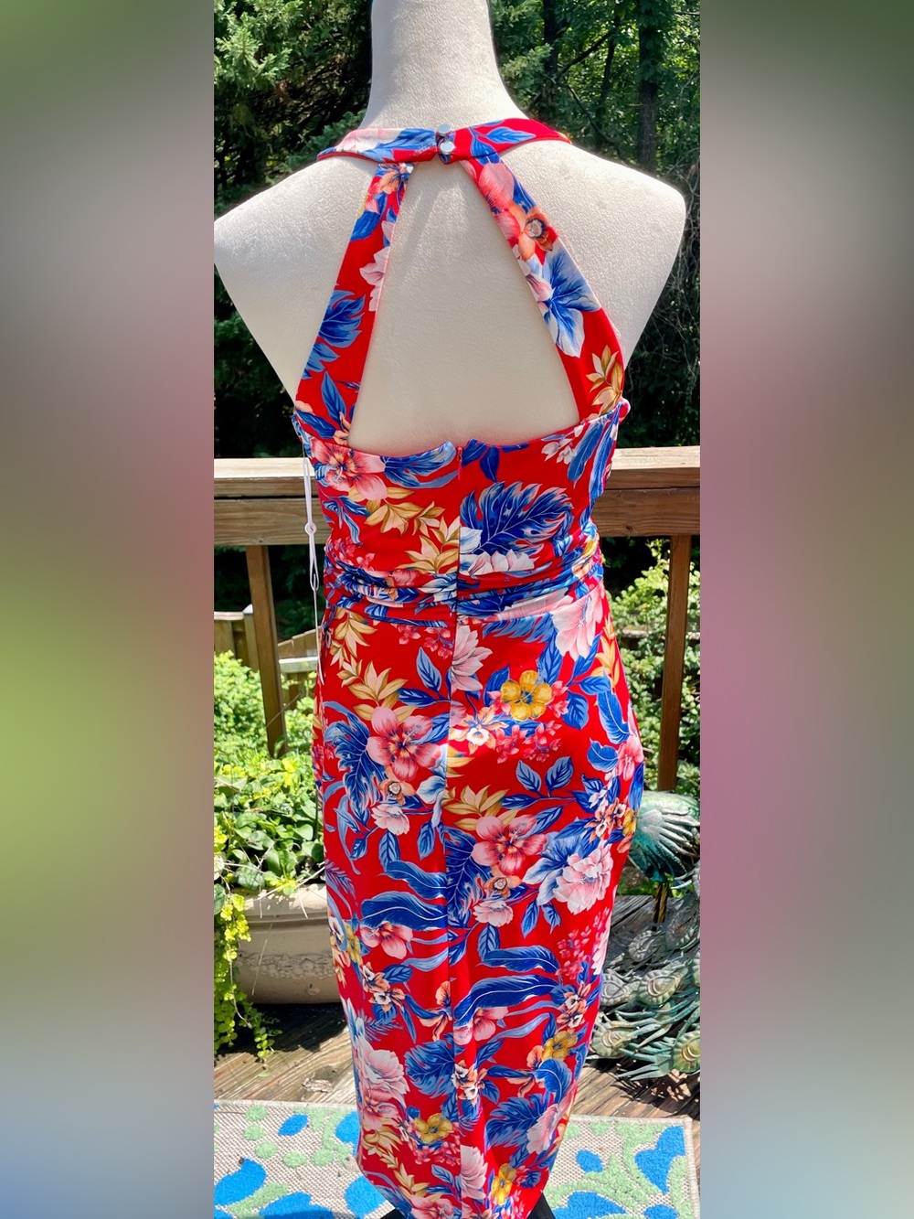 Siena Womens Red Tropical Floral Side Ruched Sleeveless Midi Dress. Size 10 - Picture 6 of 9